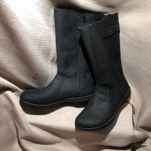 Merrell women black leather boots, 8